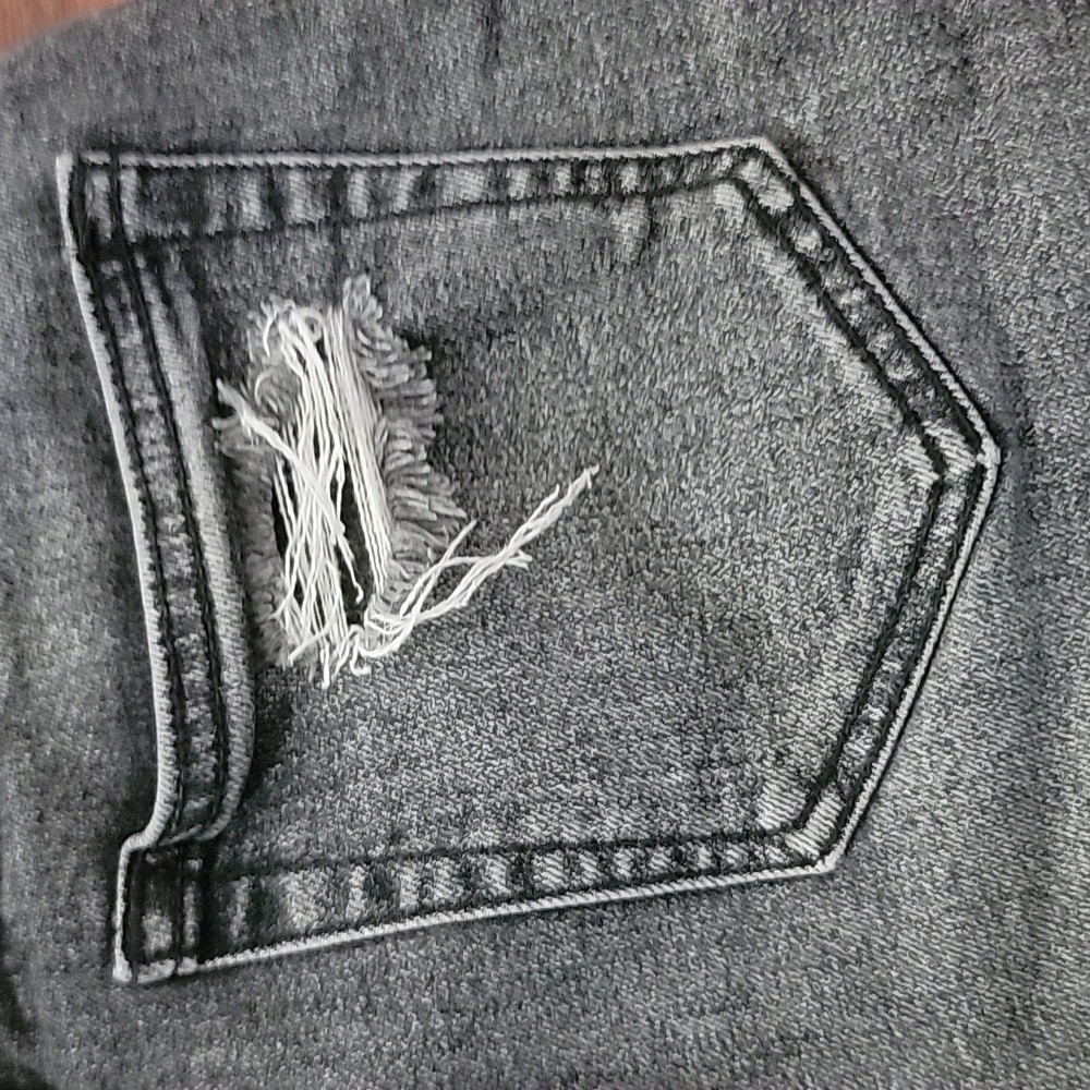 Free People We The Free Black Grey Denim Shorts 26 Curvy *Free With Purchase* - Picture 5 of 7